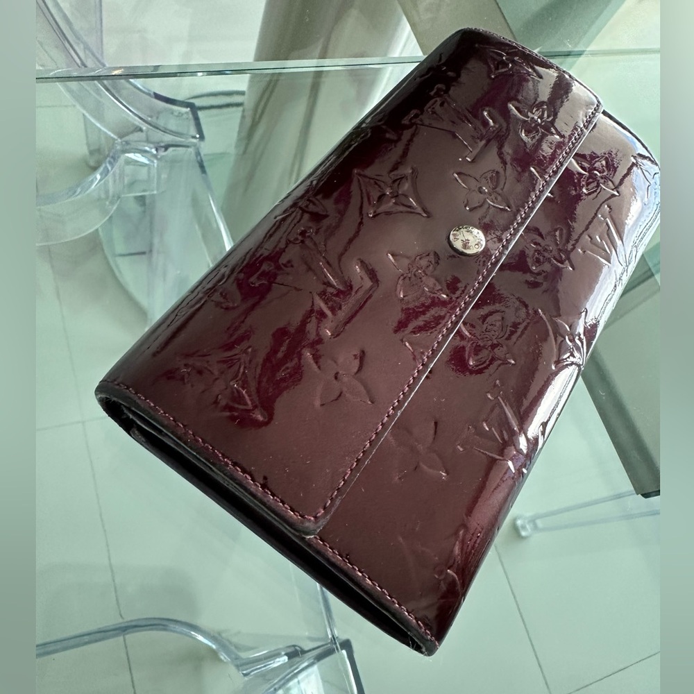 Louis Vuitton Burgundy Wallet with Signature Monogram - Picture 3 of 14